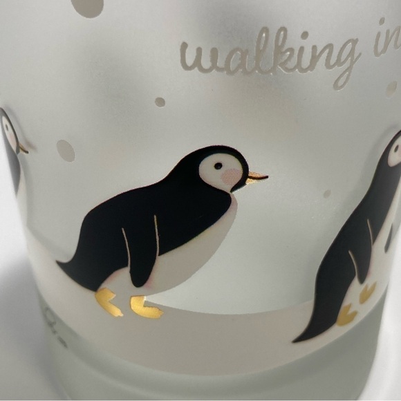 Culver penguins frosted walking through a winter wonderland glass - Picture 7 of 11